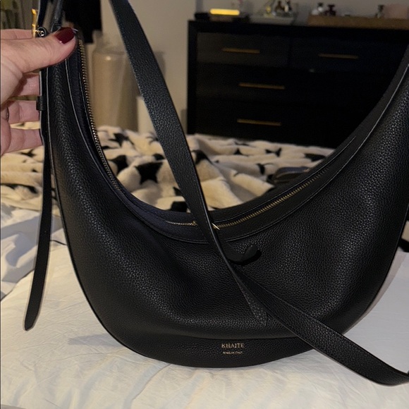 KHAITE Black Hobo Bag with Crescent Shape and Thick Strap - Picture 3 of 8